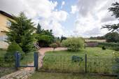 Blick aufs Grundstück - 