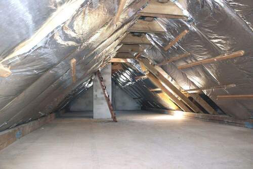 Spitzboden - 