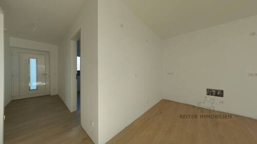 Flur/Eingangsbereich - Etagenwohnung mit 83,00 m² in Hünfeld / Oberrombach zum Kaufen