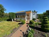 Objektansicht - Wunderschöner möblierter Bungalow in Möllensdorf mit Grundstück und Stellplatz