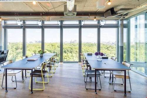 Common Area (Beispielbild) - Große Bürofläche am Potsdamer Platz mit Blick auf Tiergarten und Reichstag