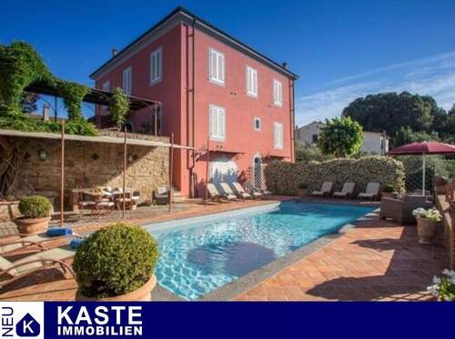 Titel - Luxuriöses Anwesen in Montelopio 