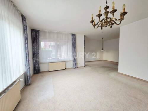 Wohn- und Esszimmer - 