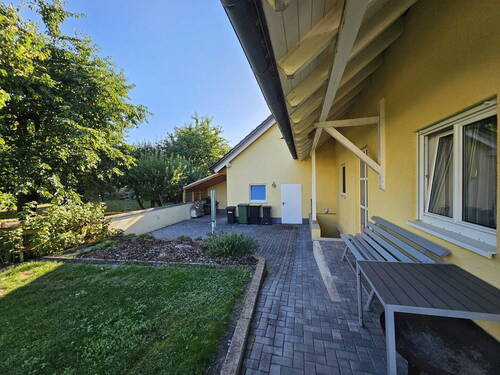Ansicht Hinterhof (Nord) - 7 Zimmer Einfamilienhaus in Weitramsdorf