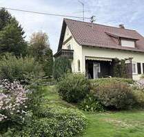 Familienfreundliches, sehr gepflegtes Haus mit großem Grundstück - Erolzheim