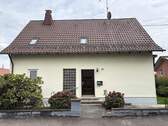 Außenansicht Eingangsbereich - 5 Zimmer Einfamilienhaus zum Kaufen in Erolzheim