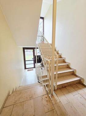 Hausflur - Etagenwohnung mit 60,00 m&sup2; in Hamburg zum Kaufen