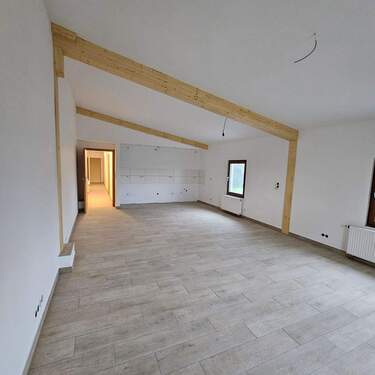 WE 4 Küche.jpg - 3 Zimmer Etagenwohnung zur Miete in Rabenau