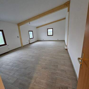 WE 4 Wohn Essen.jpg - 3 Zimmer Etagenwohnung in Rabenau