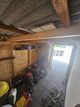 Schuppen 2 - 