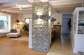 offenes Wohnzimmer mit Flur - 