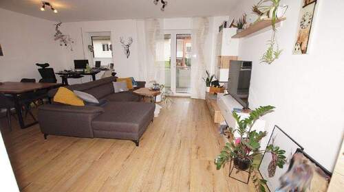 Wohnen - 2 Zimmer Etagenwohnung zur Miete in Straubing