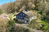 Drohnenansicht - Heartbreaker im Hespertal :) Freistehendes Landhaus voller Varianten im zauberhaften Außenbereich
