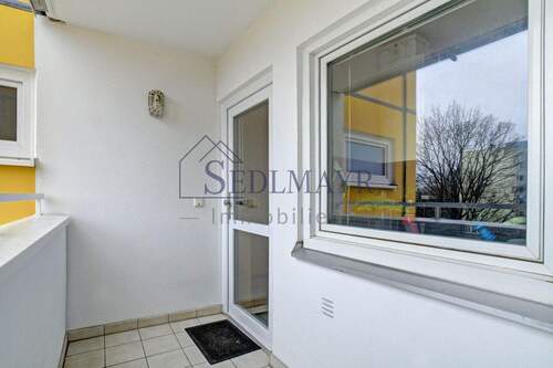 Eingangsbereich - 3 Zimmer Etagenwohnung zum Kaufen in München