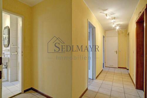 Flur - 3 Zimmer Etagenwohnung in München