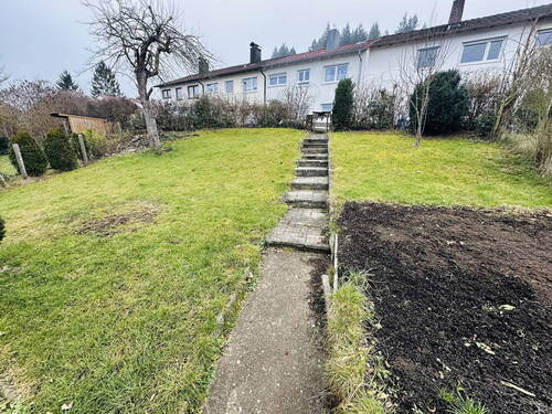 Garten - 5 Zimmer Reihenmittelhaus zum Kaufen in Aalen