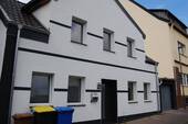 Straßenansicht - 1 Zimmer Einfamilienhaus zum Kaufen in Kerpen