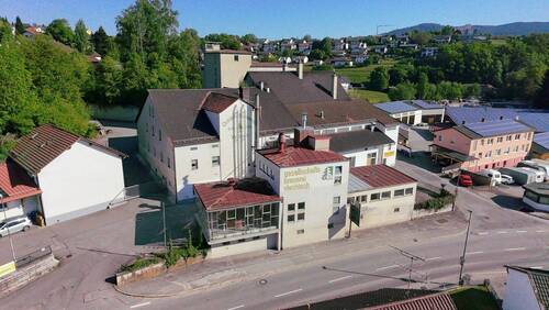 3148-Brauerei von der Straße 1 - 