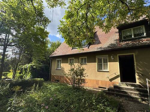 Außenansicht 1 - Großes Haus zur Miete mit Garten, EBK, Keller und Dachboden in Oberlindach