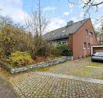 Großartiges Wohnen in Volksdorf:Traumhafte Wohnung im Mehrfamilienhaus mit großem Garten - Hamburg