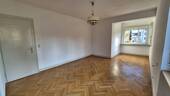 1: Wohnzimmer - 3 Zimmer Etagenwohnung zur Miete in Bad Säckingen