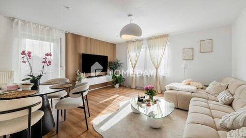 Wohnzimmer 1 - Drei-Zimmer-Wohnung mit großem Balkon und Tiefgarage in Weinsberg