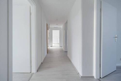 Flur - Etagenwohnung mit 101,00 m² in Hagen zur Miete