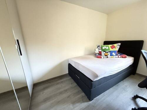 Arbeits-, Gäste-, Kinderzimmer - 