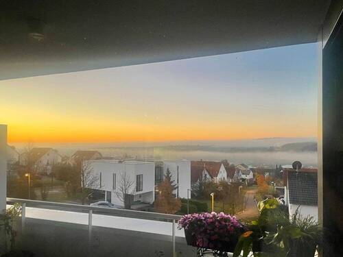 Balkon Sonnenaufgang - Etagenwohnung mit 101,50 m² in Blaustein zur Miete