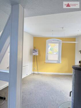 Wohnen DG - Etagenwohnung mit 80,00 m&sup2; in Lichtenstein/Sachsen zur Miete