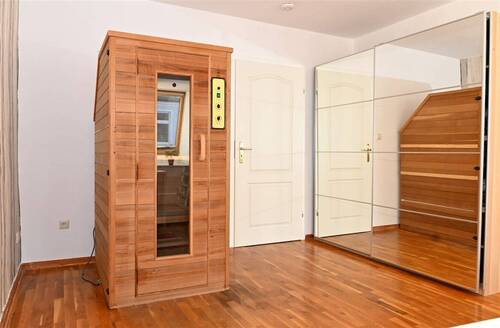 Schlafzimmer 2 - 