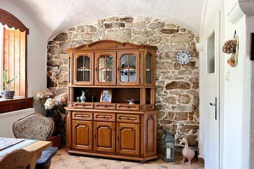 Natursteinwand in dre Küche - 