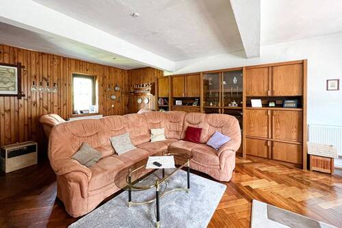 Wohnzimmer im Erdgeschoss - 