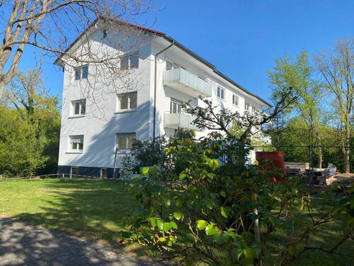 Bild 1 - 4 Zimmer mit EBK - 1.330,00&nbsp;EUR Kaltmiete, ca.&nbsp; 95,00&nbsp;m&sup2;&nbsp;Wohnfl&auml;che