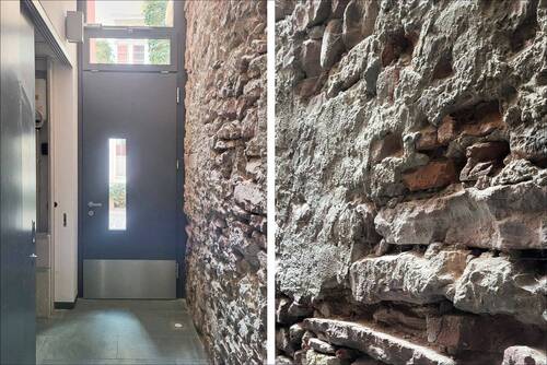 Haus-Eingang mit erhaltener Backstein-Mauer - 
