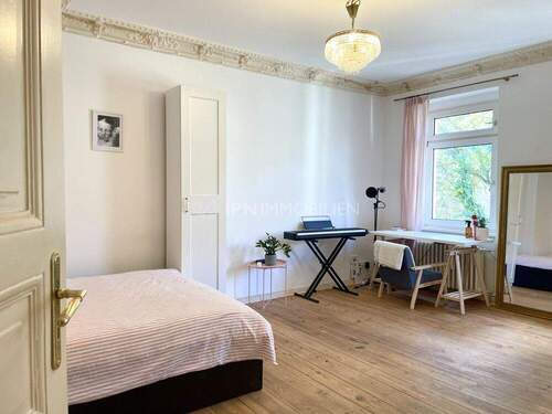 Wohn- und Schlafbereich - 1 Zimmer Etagenwohnung in Berlin