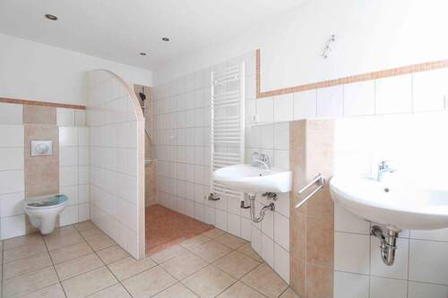 1 - Badezimmer - 