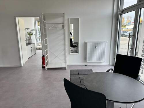 Eingangsbereich - 6 Zimmer Büro in Holzwickede