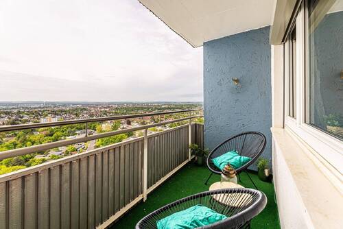 Süd-Balkon mit Weitblick - 
