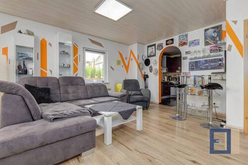 Wohnzimmer (2) - Einfamilienhaus mit 118,20 m&sup2; in Ginsheim-Gustavsburg zum Kaufen