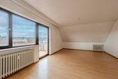 Wohnbereich mit Balkon - 