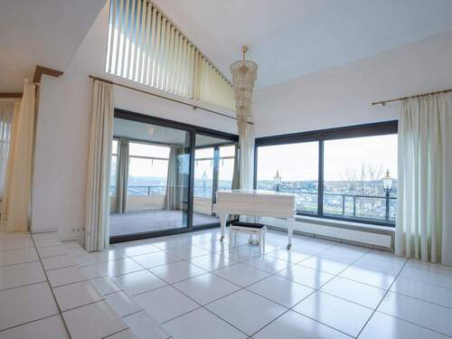 Bild 1 - Exklusives Einfamilienhaus mit Panoramablick, Einliegerwohnung & Wellness-Sauna in Unterheinriet