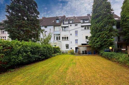 Rückansicht - 9 Zimmer Mehrfamilienhaus, Wohnhaus zum Kaufen in Leverkusen