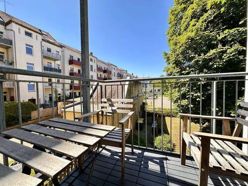 Balkon - Lichtdurchflutete 2-Zimmer-Wohnung mit Westbalkon