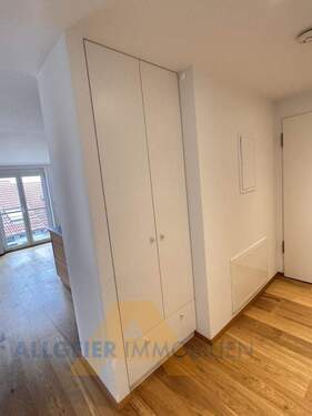 Einbauschrank_Flur - Etagenwohnung mit 68,50 m&sup2; in Au zur Miete