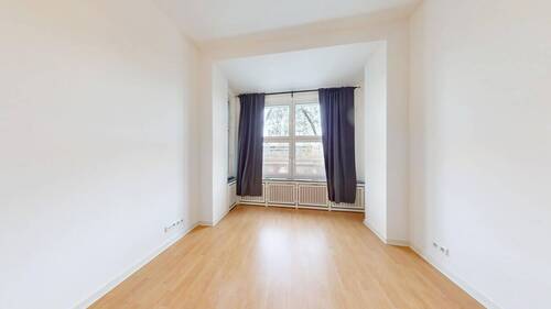 ZIMMER 1 - 2 Zimmer Etagenwohnung in Düsseldorf