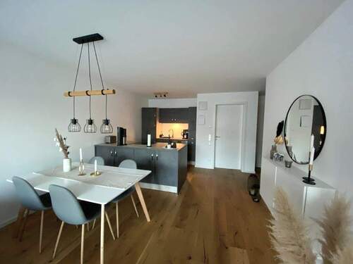 Wohnzimmer2.jpeg - 2 Zimmer Etagenwohnung zur Miete in Röthenbach an der Pegnitz