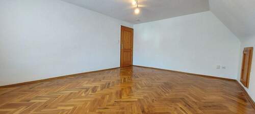 Zimmer 1 DG - 