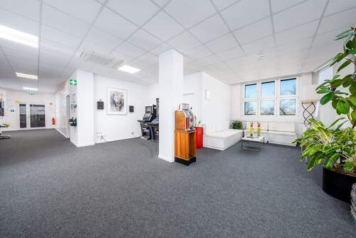 4 - Büro mit 1,20 m&sup2; in Berlin zur Miete