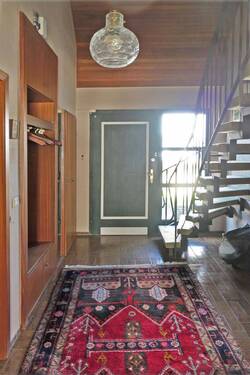 Diele mit Eingangstür - 